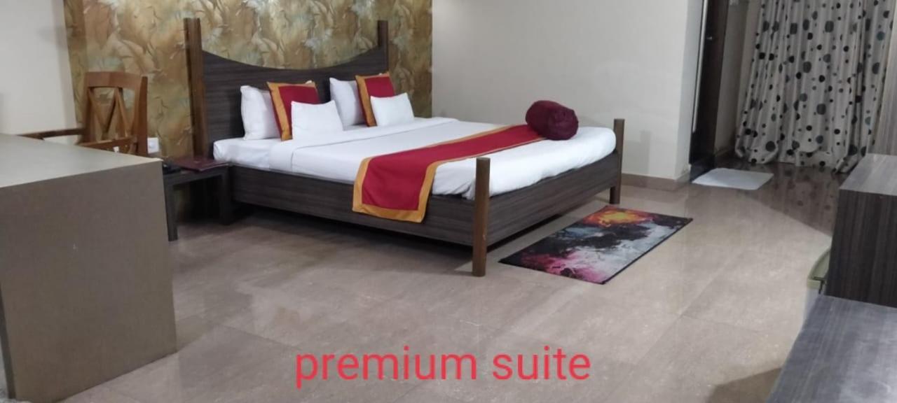 Hotel Little Palace Dibrugarh Luaran gambar